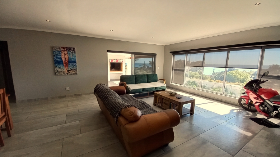 3 Bedroom Property for Sale in Kleinkoornhuis Western Cape